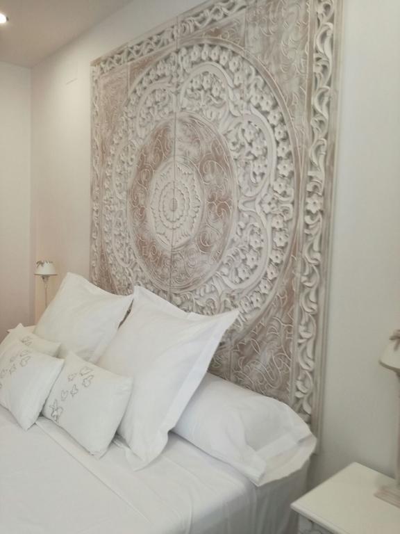 Los Amigos Vip Rooms Мадрид Екстер'єр фото