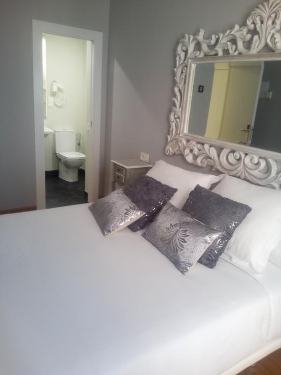 Los Amigos Vip Rooms Мадрид Екстер'єр фото