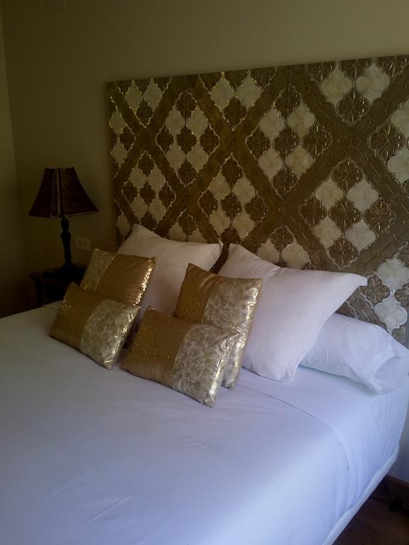 Los Amigos Vip Rooms Мадрид Екстер'єр фото