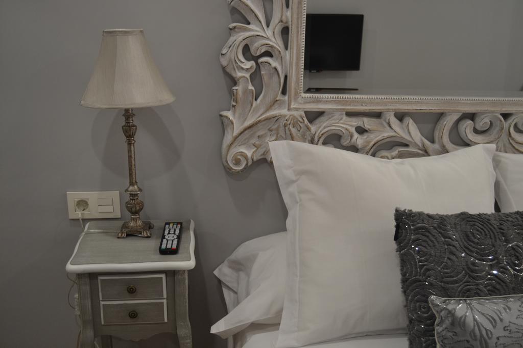 Los Amigos Vip Rooms Мадрид Екстер'єр фото