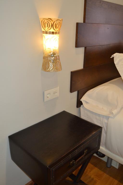 Los Amigos Vip Rooms Мадрид Екстер'єр фото